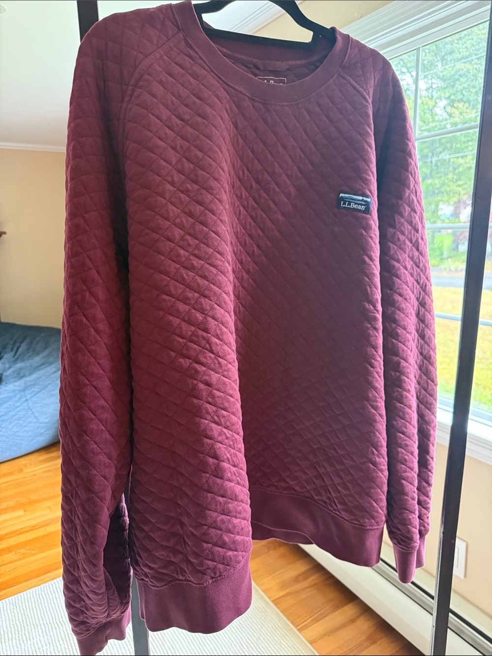L.L. Bean Men's Quilted Crewneck Sweatshirt in Burgundy
